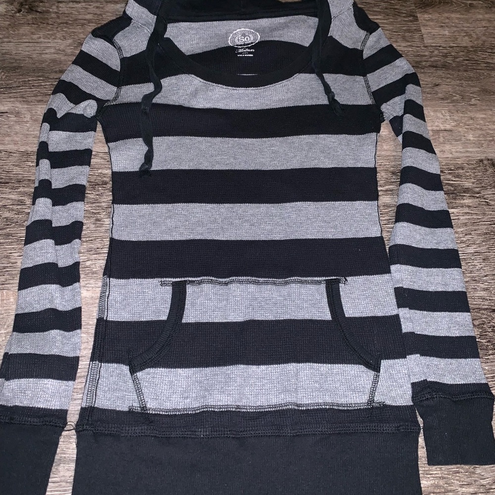 SO hooded shirt